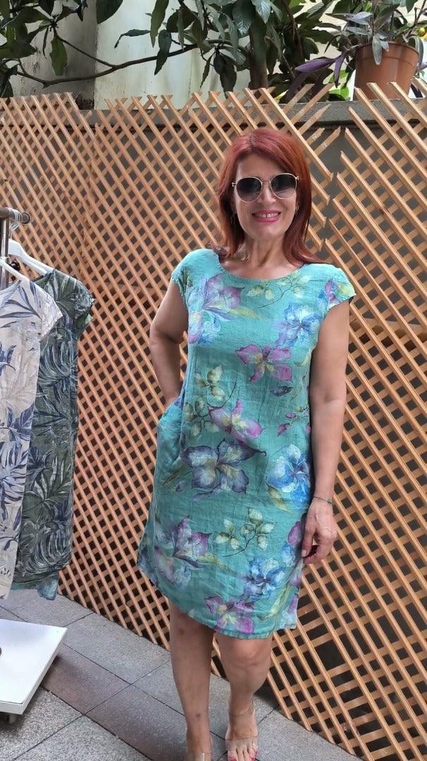 🔥50% OFF TODAY🔥Plus Size Round Neck Loose sleeved printed dress