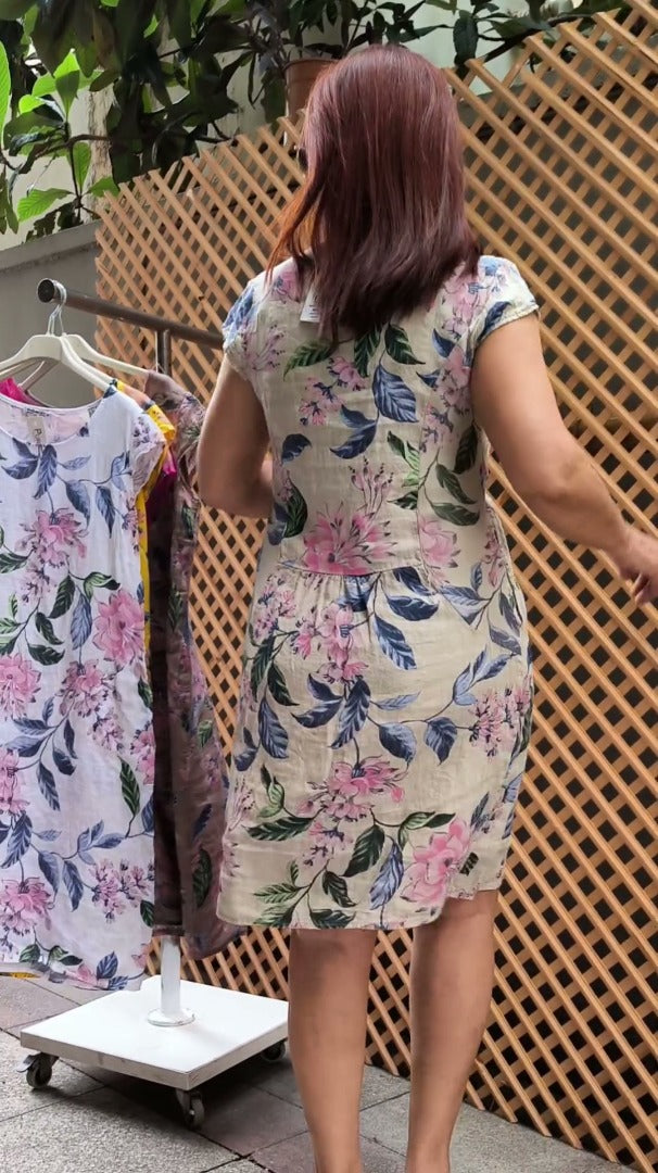 🔥50% OFF TODAY🔥Plus Size Round Neck Loose sleeved printed dress