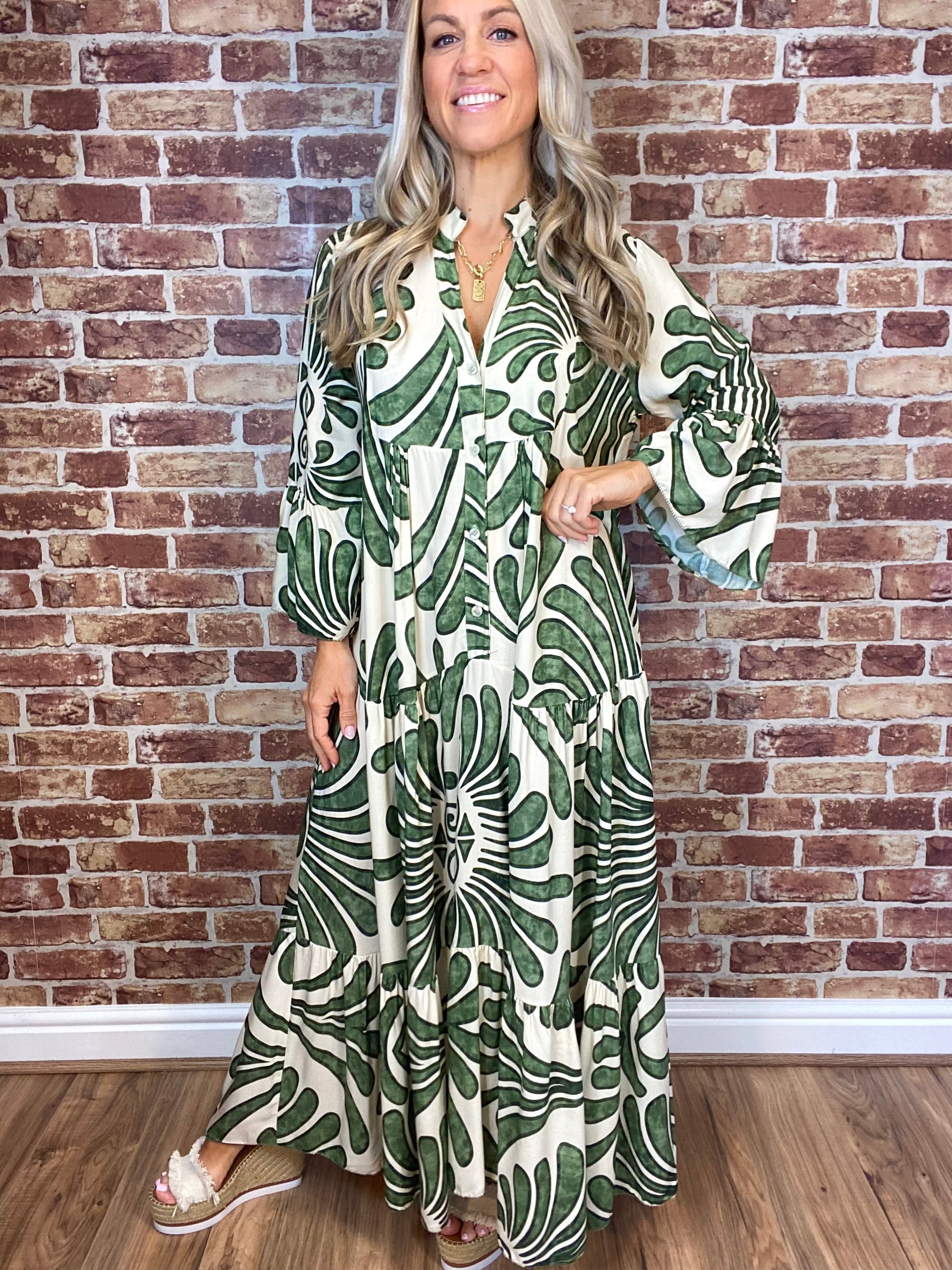 🍃Floral Print Bell Sleeve Soft and Breathable Maxi Dress🔥🔥