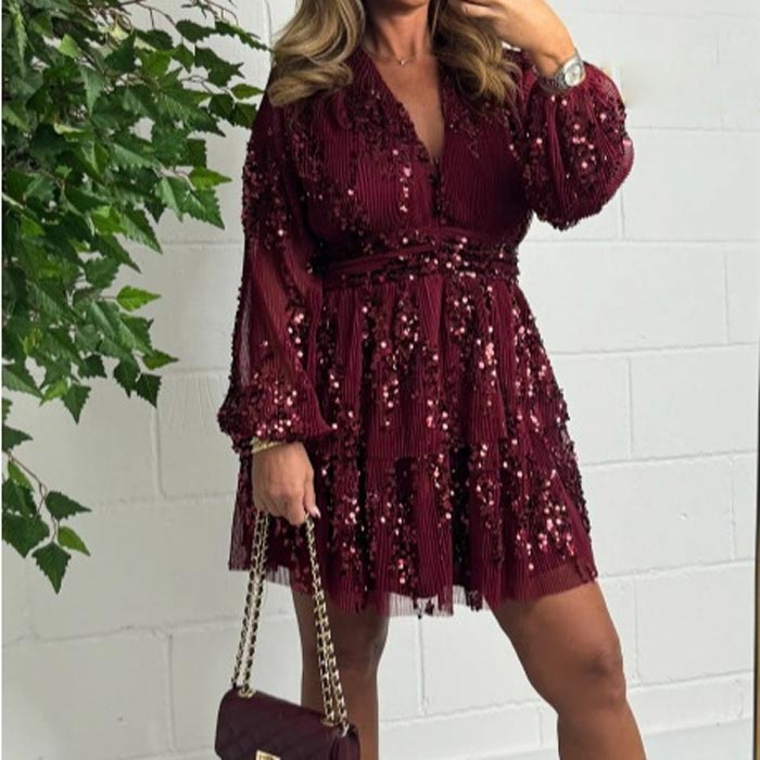 ✨️Women's Fashionable Sequin V-neck Mini Dress